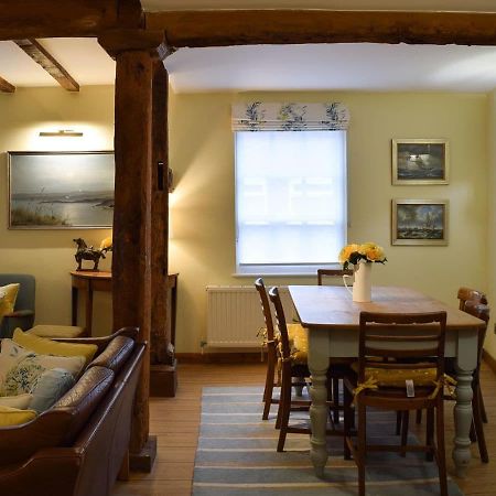 Lovely Old Cottage ストラットフォード＝アポン＝エイボン エクステリア 写真